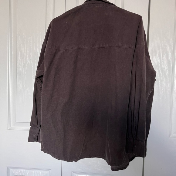 Long sleeve button up ￼ - Picture 4 of 5